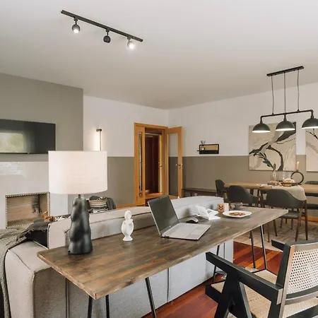 Ascou - 3 Bedrooms In Parque Nacoes Daire