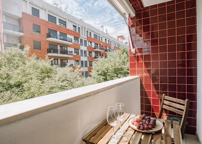 Ascou - 3 Bedrooms In Parque Nacoes * Lisboa